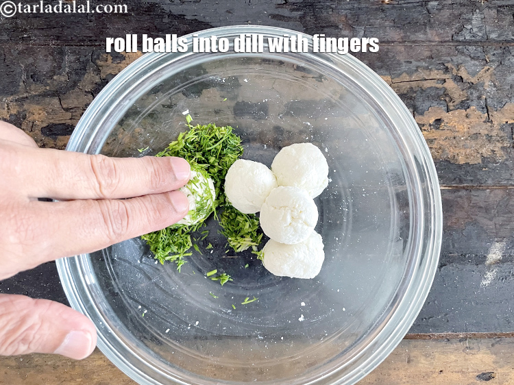 Step 12 – <p>Roll the balls into the suva with your fingers.</p>