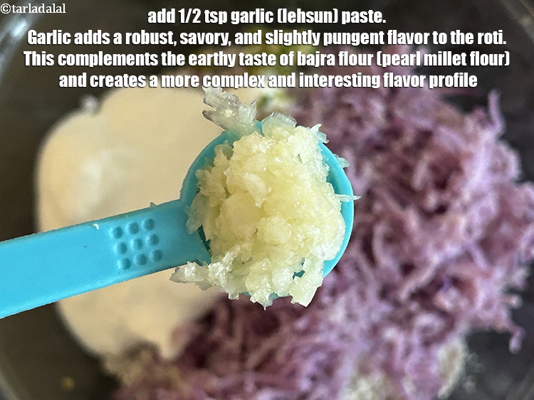 Step 9 – <p>Add&nbsp;1/2 tsp&nbsp;<a href="https://www.tarladalal.com/glossary-garlic-paste-lehsun-ki-paste-lahsun-ki-paste-350i">garlic (lehsun) paste</a>.&nbsp;Garlic adds a robust, savory, and slightly pungent flavor to the …