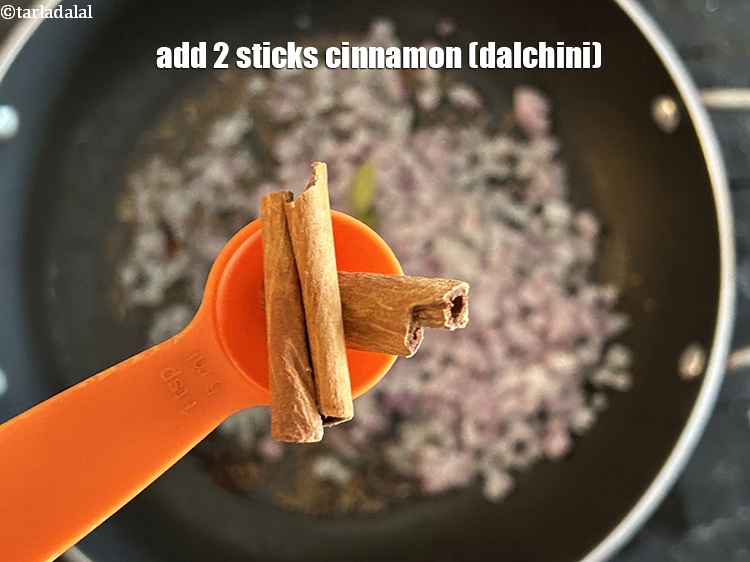 Step 15 – Add&nbsp;<meta charset="UTF-8" />2&nbsp;sticks&nbsp;<a href="glossary-cinnamon-dalchini-346i">cinnamon (dalchini)</a>.