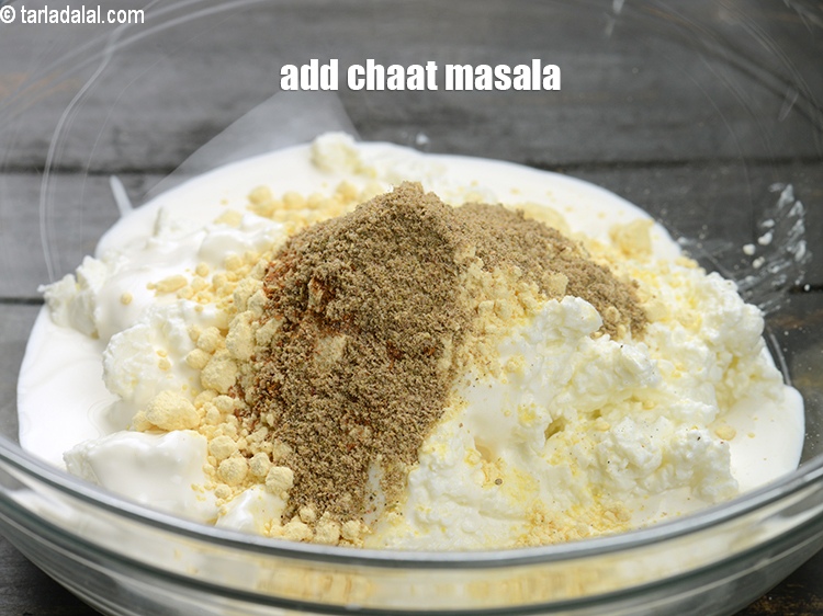 Step 9 – Add 1 tsp <a href="https://www.tarladalal.com/glossary-chaat-masala-300i">chaat masala</a>.
