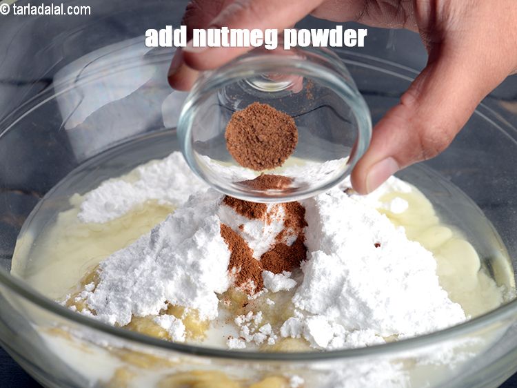 Step 9 – Add 1/8 tsp <a href="https://www.tarladalal.com/glossary-nutmeg-powder-jaiphal-powder-543i">nutmeg (jaiphal) powder</a>.