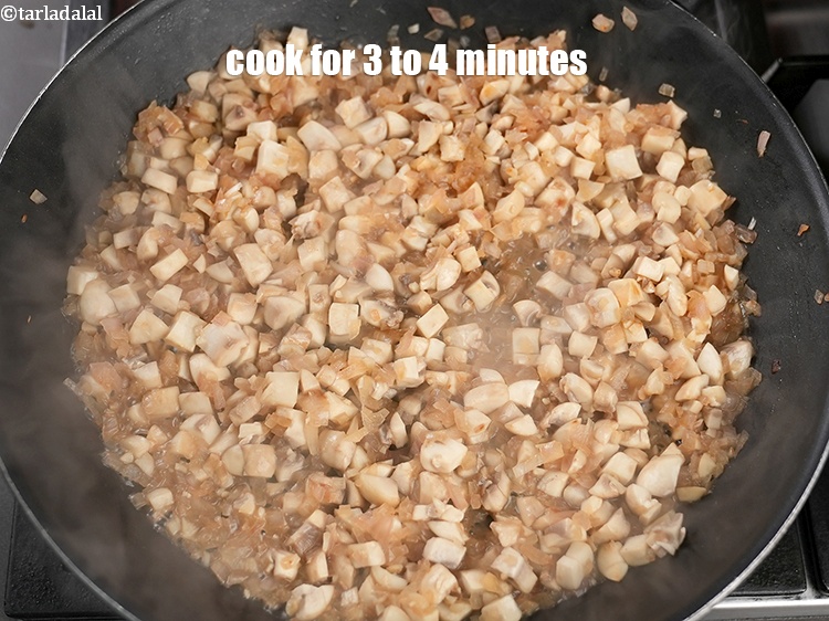 Step 11 – Cook on medium flame for 3 to 4 minutes, while stirring occasionally.