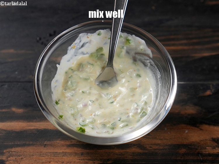 स्टेप 9 – अच्छी तरह मिलाएं और एक तरफ रख दें।