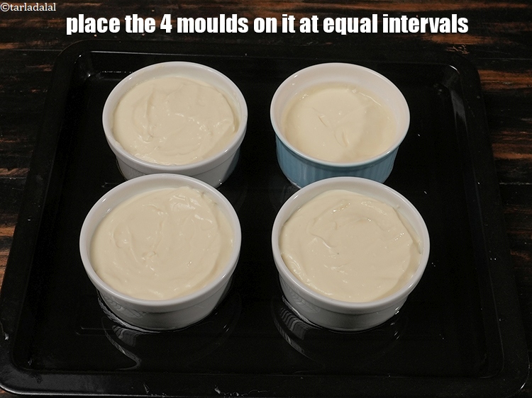 Step 9 – Place the 4 moulds on it at equal intervals.