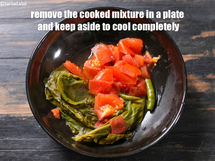 स्टेप 9 – पके हुए मिश्रण को एक प्लेट में निकाल लें और …