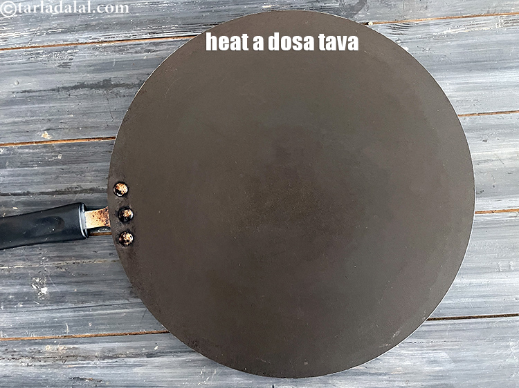 स्टेप 36 – <strong>दलिया उत्तपम रेसिपी</strong> बनाने के लिए |<strong> स्वस्थ दलिया उत्तपम …