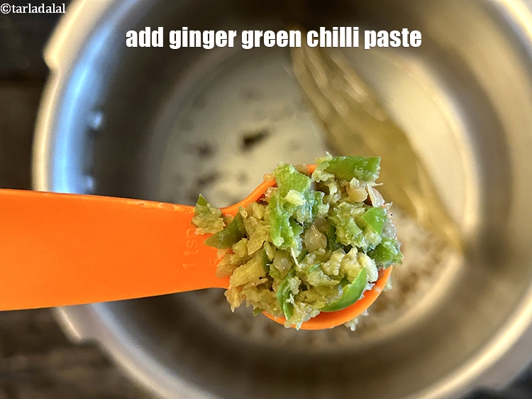 Step 17 – Add&nbsp;<meta charset="UTF-8" />1 tsp&nbsp;<a href="glossary-ginger-green-chilli-paste-adrak-mirch-ki-paste-adrak-mirchi-paste-139i">ginger-green chilli paste</a>.