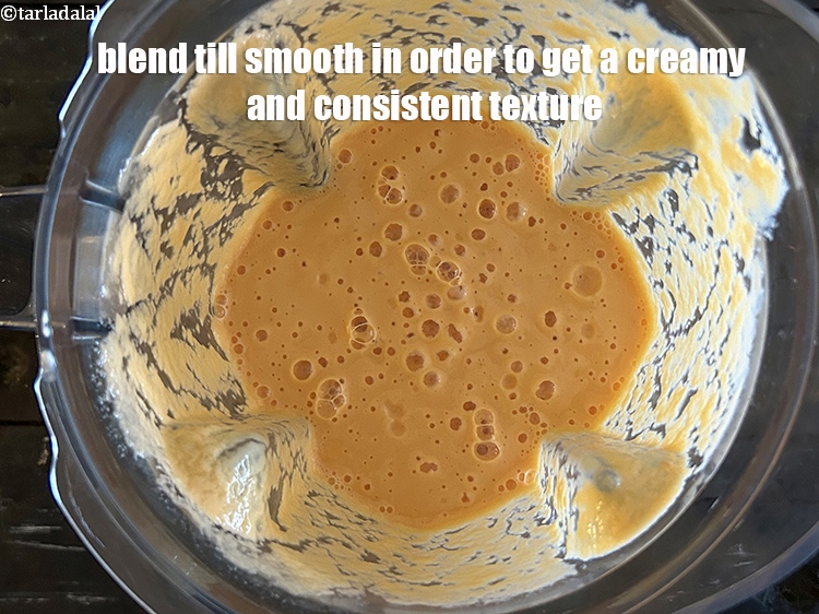 Step 12 – Blend&nbsp;<strong>pineapple papaya smoothie for weight loss&nbsp;</strong>till smooth&nbsp;in order to get a creamy and consistent texture.