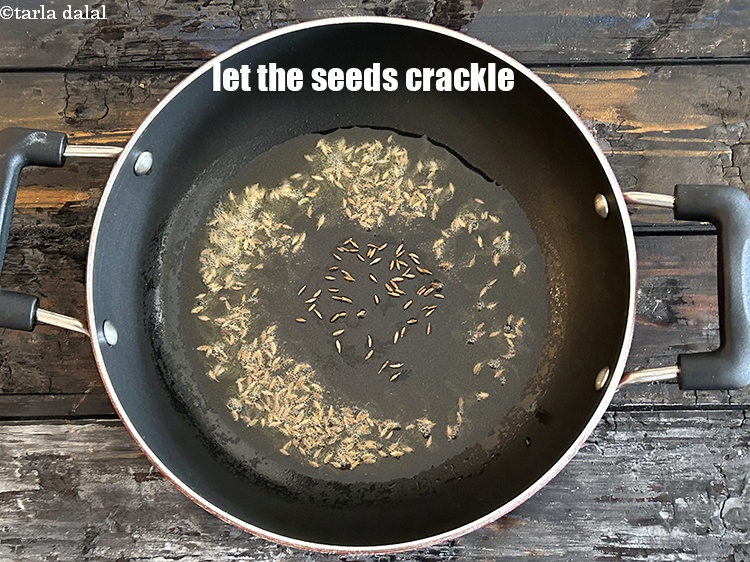 स्टेप 13 – बीजों को चटकने दें।