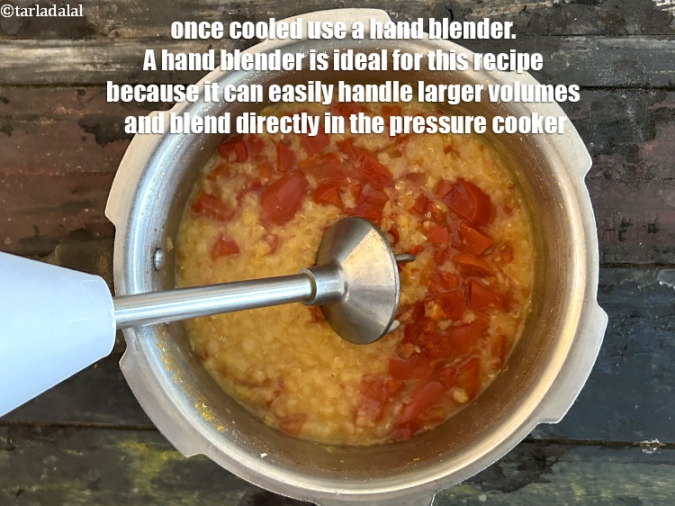 Step 11 – <meta charset="UTF-8" /> Once cooled, blend with a hand blender.&nbsp;<strong>A hand blender is ideal for …