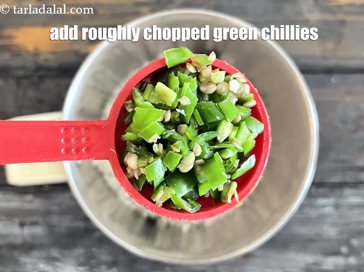 Step 9 – Add&nbsp;<meta charset="UTF-8" />1 tbsp&nbsp;roughly&nbsp;<a href="glossary-chopped-green-chilli-820i">chopped green chillies</a>.