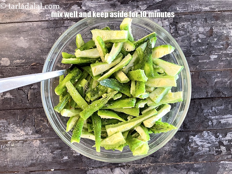 Step 8 – Mix well.&nbsp;Keep aside for 10 minutes.