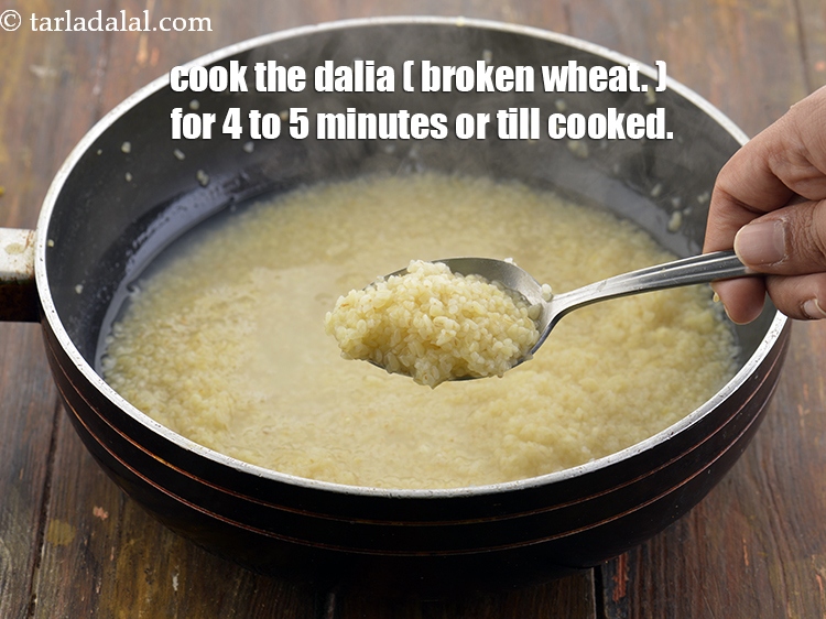 Step 9 – <meta charset="UTF-8" /> Let the Dalia boil for about 4&nbsp;to 5&nbsp;minutes till cooked.