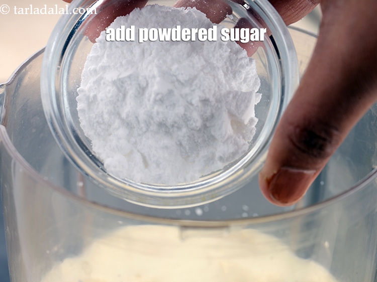 Step 9 – Add 4 tsp powdered sugar.