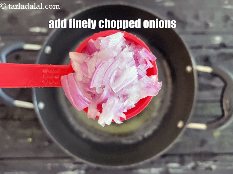 Step 10 – Add&nbsp;<meta charset="UTF-8" />2 tbsp&nbsp;finely&nbsp;<a href="glossary-chopped-onions-722i">chopped onions</a>.