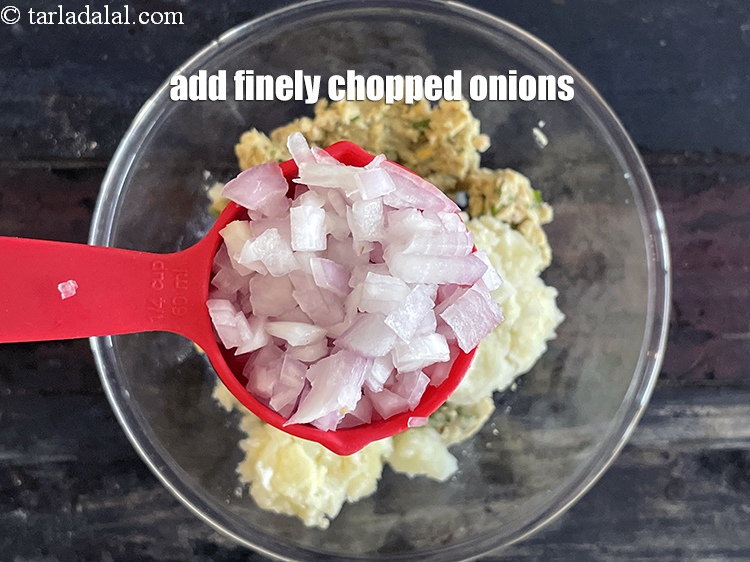 Step 24 – Add&nbsp;<meta charset="UTF-8" />1/4 cup&nbsp;finely&nbsp;<a href="glossary-chopped-onions-722i">chopped onions</a>.