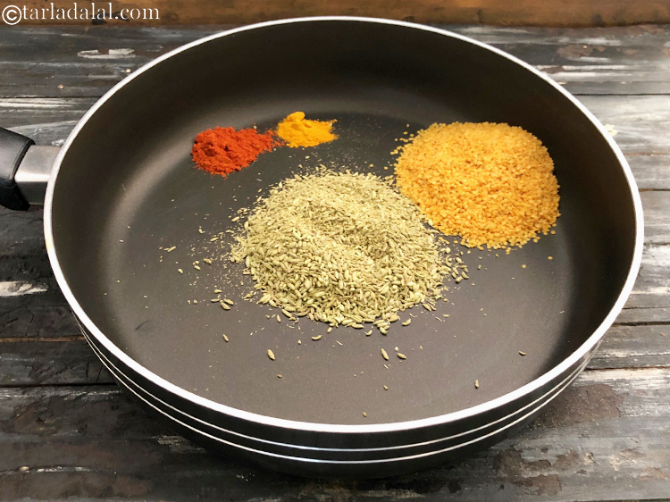 Step 9 – Add the chilli powder.&nbsp;