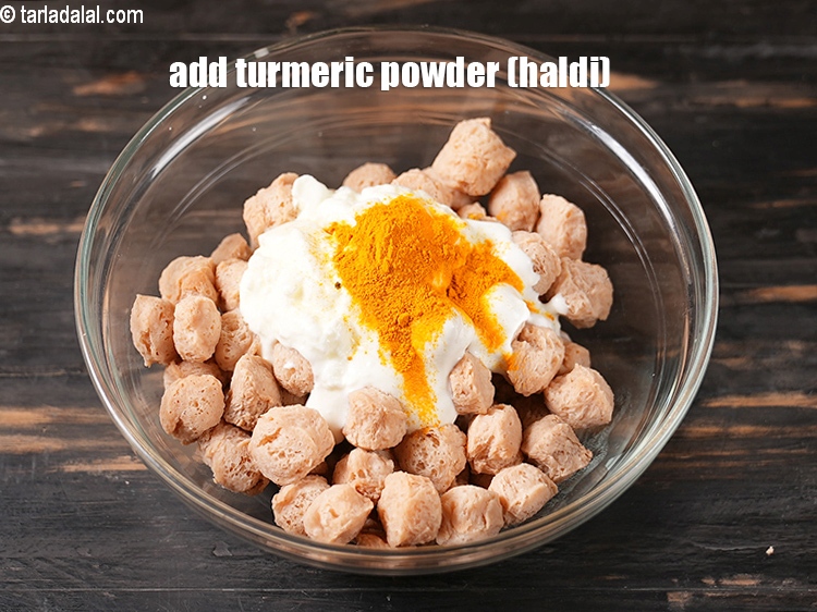 Step 10 – Add &frac12; tsp <a href="https://www.tarladalal.com/glossary-turmeric-powder-haldi-645i">turmeric powder (haldi)</a>.
