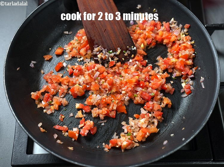 Step 10 – Mix well and cook on medium flame for 2 to 3 minutes, while stirring occasionally.