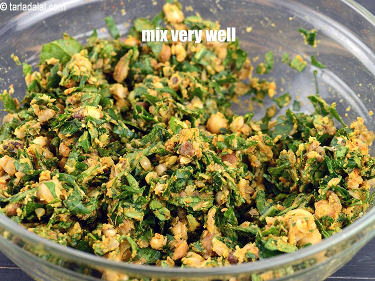 स्टेप 10 – बहुत अच्छी तरह से मिलाएं।