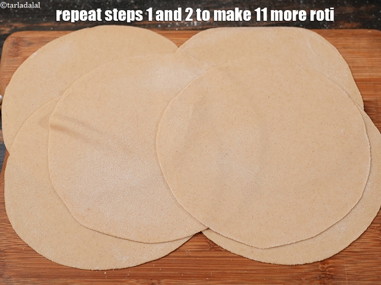 स्टेप 10 – 11 और रोटियां बनाने के लिए चरण 1 और 2 …