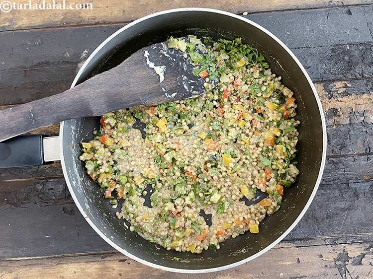 स्टेप 35 – अच्छी तरह से मलाएं।