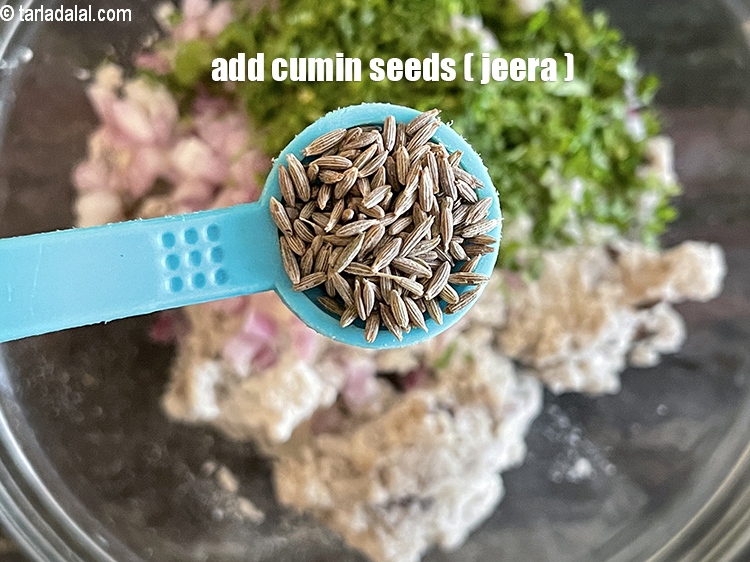 Step 16 – Add&nbsp;<meta charset="UTF-8" />1/2 tsp&nbsp;<a href="glossary-cumin-seeds-jeera-zeera-381i">cumin seeds (jeera)</a>.