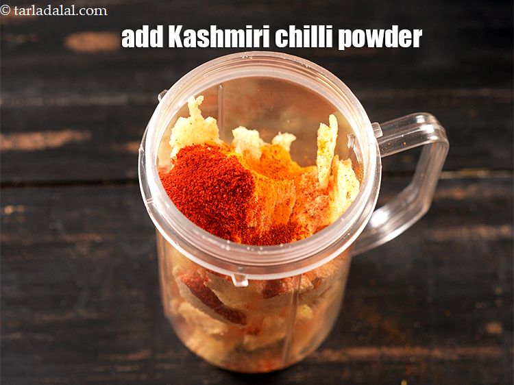 Step 10 – Add &frac34; tsp <a href="https://www.tarladalal.com/glossary-kashmiri-red-chilli-powder-kashmiri-mirch-powder-2684i">kashmiri red chilli powder</a>.