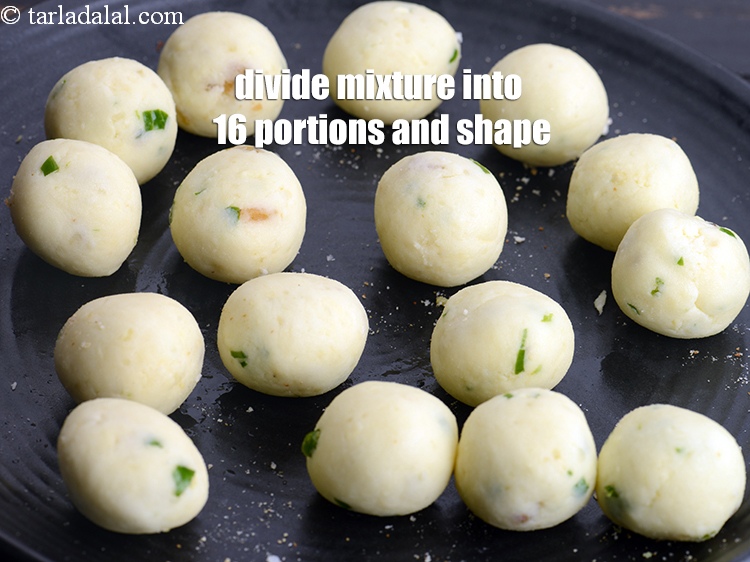 Step 11 – Divide the mixture into 16 equal portions and shape into a round kofta.