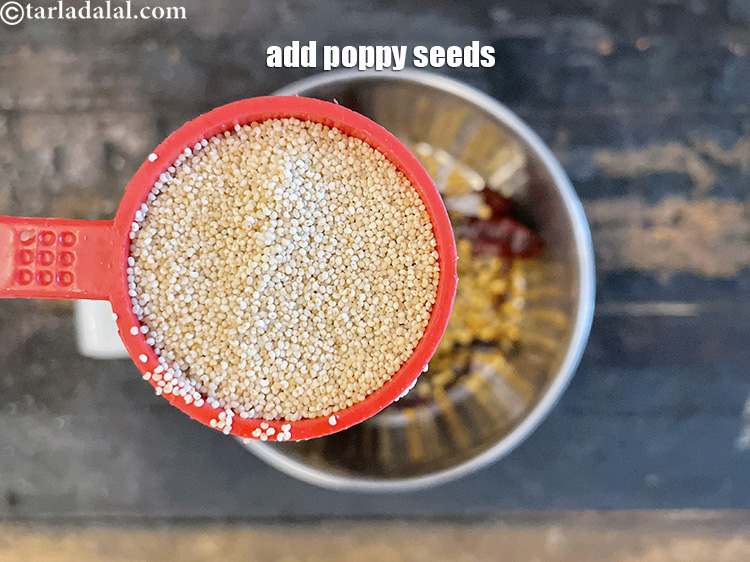 Step 28 – Add&nbsp;<meta charset="UTF-8" />1 tbsp&nbsp;<a href="glossary-poppy-seeds-589i">poppy seeds (khus-khus)</a>.