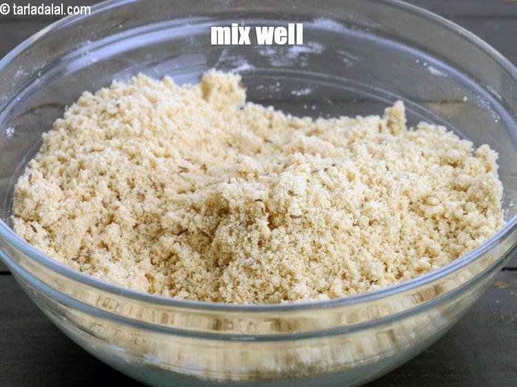 Step 10 – Mix well using your fingertips to get the crumbly mixture.