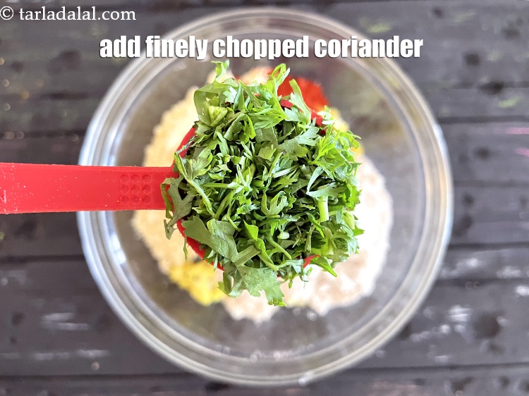 Step 11 – Add&nbsp;<meta charset="UTF-8" />2 tbsp&nbsp;finely&nbsp;<a href="glossary-chopped-coriander-783i">chopped coriander (dhania)</a>.