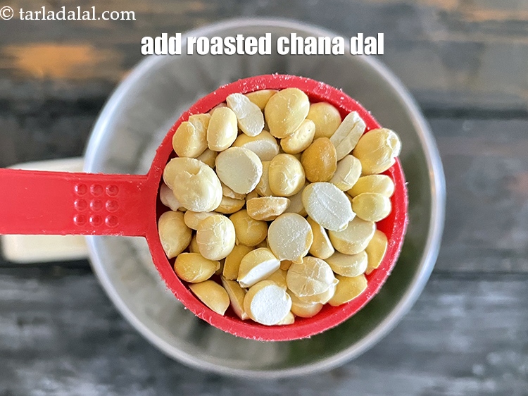 Step 10 – Add&nbsp;<meta charset="UTF-8" />1 1/2 tbsp&nbsp;<a href="glossary-roasted-chana-dal-roasted-daria-286i">roasted chana dal (daria)</a>.