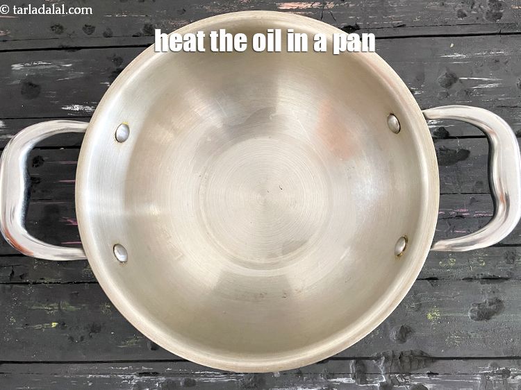 Step 11 – <meta charset="UTF-8" /> To make <strong>mixed sprouts usal recipe&nbsp;|&nbsp;malvani dry bhaji&nbsp;|&nbsp;sprouts usal&nbsp;|&nbsp;mix kad dhanyachi bhaji&nbsp;|&nbsp;malvani …