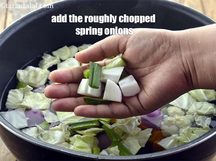 Step 10 – Finally add the spring onions to the&nbsp;<strong>Clear Vegetable Stock</strong>.