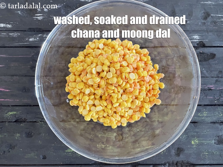 Step 11 – Washed and soaked chana dal and moong dal.