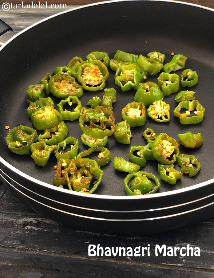 Step 10 – Serve <strong>bhavnagri mirchi recipe | fresh bhavnagri chillies pickle Indian style | Gujarati bhavnagri chilli …