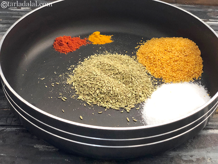 Step 10 – Add 1&nbsp;tablespoon&nbsp;salt. Don&#39;t put excess salt as the pickle will become too salty.&nbsp;