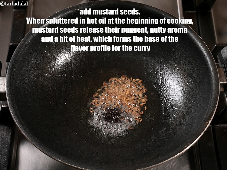 स्टेप 11 – १/२ टी-स्पून&nbsp;<a href=""https://www.tarladalal.com/glossary-mustard-seeds-sarson-rai-sarson-ke-beej-hindi-525i"">सरसों</a>&nbsp;डालें&nbsp;। पकाने की शुरुआत में जब गरम तेल …