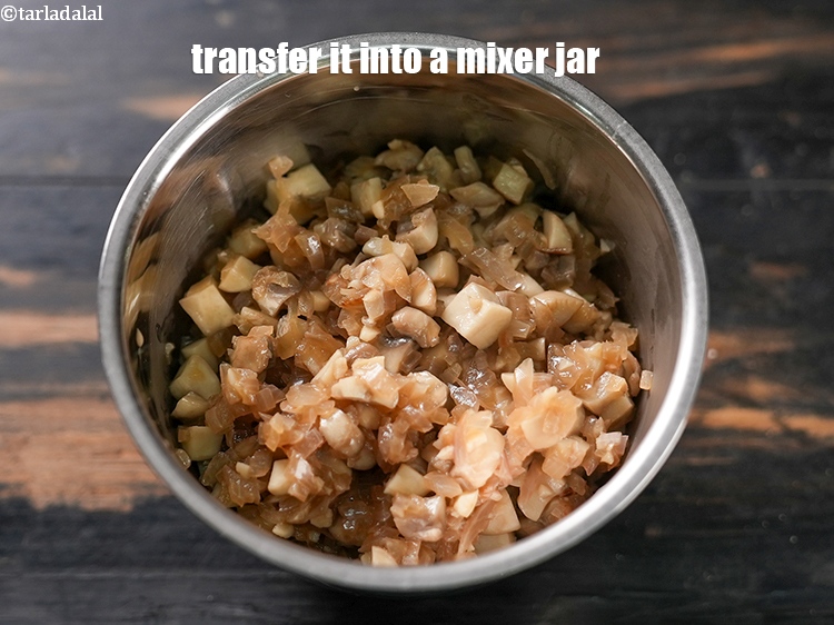 Step 13 – Transfer it into a mixer jar.