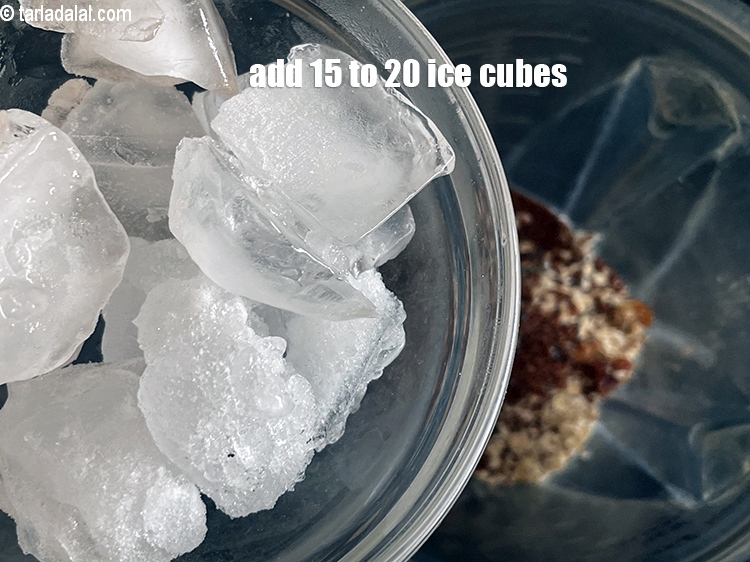 Step 12 – Add 15 to 20&nbsp;icecubes.