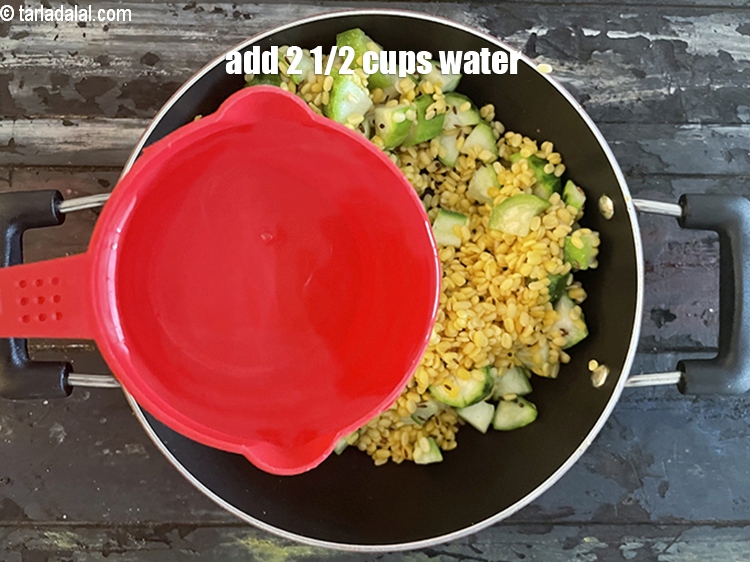 Step 20 – <meta charset="UTF-8" />Add 2&frac12; cups of water.