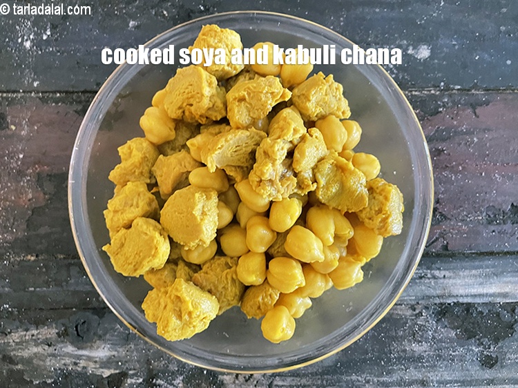 Step 21 – <meta charset="UTF-8" />&nbsp;Keep aside and do not drain the water.