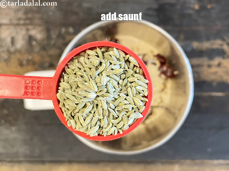 Step 29 – Add&nbsp;<meta charset="UTF-8" />1 tbsp&nbsp;<a href="glossary-fennel-seeds-saunf-sauf-410i">fennel seeds (saunf)</a>.