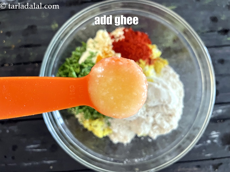 Step 12 – Add&nbsp;<meta charset="UTF-8" />2 tsp&nbsp;ghee.