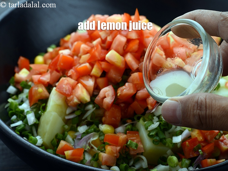 Step 11 – Add 1/2 tsp&nbsp;<a href="https://www.tarladalal.com/glossary-lemon-juice-numbi-ka-ras-nimbu-ka-juice-471i">lemon juice</a>.&nbsp;
