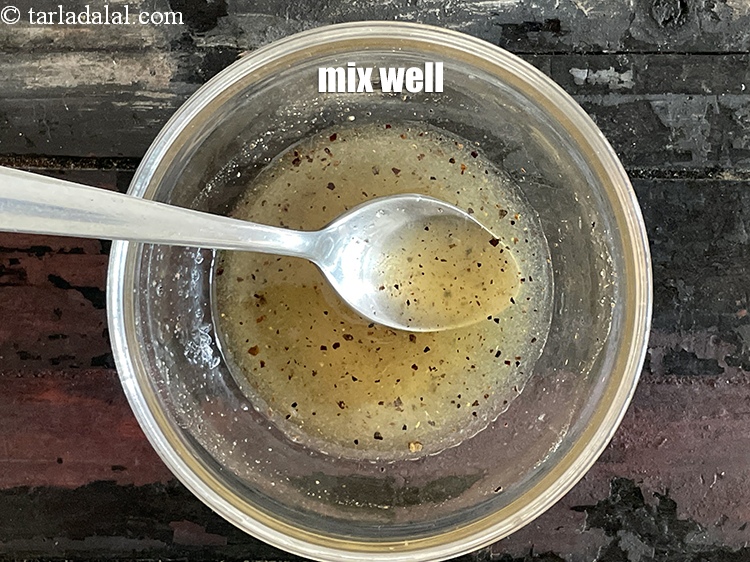 स्टेप 11 – अच्छी तरह से मलाएं।