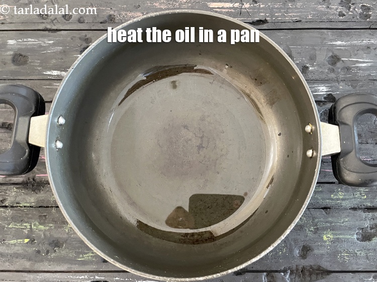 Step 11 – To make <strong>cauliflower stir fry recipe | gobi fry | gobi tomato stir fry |&nbsp;</strong>&nbsp;heat …