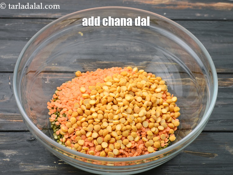 Step 5 – Add 1/4 cup&nbsp;<a href="https://www.tarladalal.com/glossary-chana-dal-split-bengal-gram-285i">chana dal (split bengal gram)</a>.&nbsp;