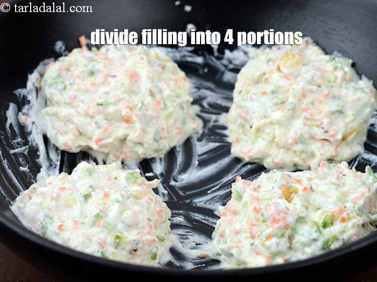 Step 18 – Divide the filling into 4 equal portions.